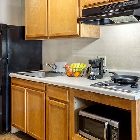 Woodspring Suites Raleigh Garner Edmondson ภายนอก รูปภาพ